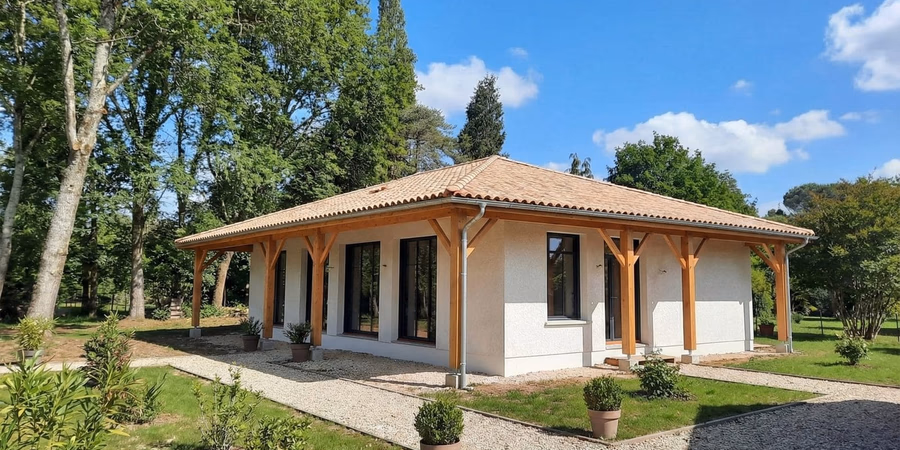 Maison individuelle de plain-pied pour construire une maison à Mézos avec Landes Habitat.