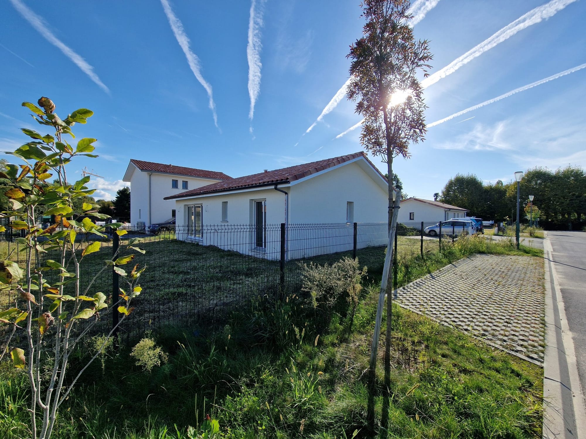 Villa contemporaine livrée et achevée à Saubrigues